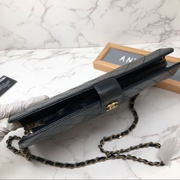 SOLD ✅ CHANEL Vintage CC Quilted Classic Single Flap Bag in Black Lambskin - Picture 4 of 13